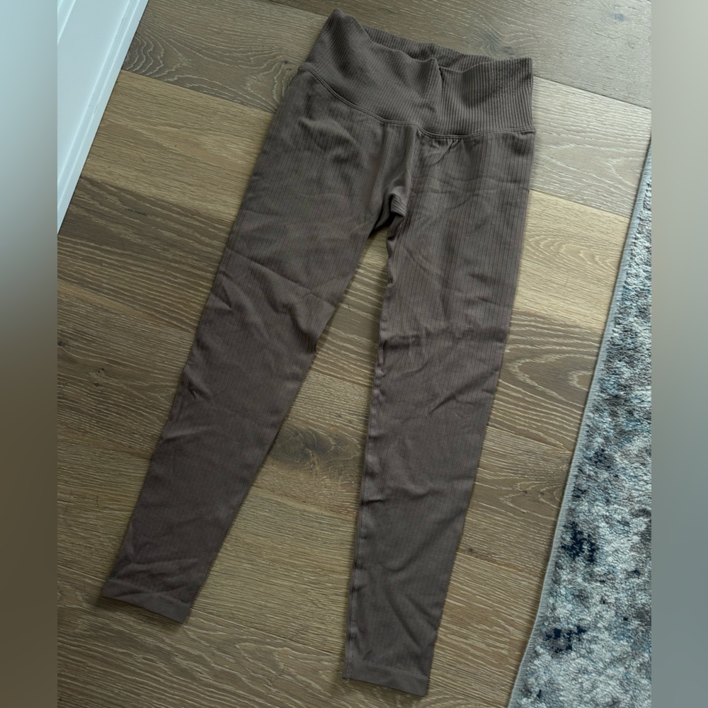 Brown Ribbed Leggings